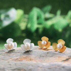 Designer-Silver-Clover-Flower-pearl-pearl-jewelry (6)